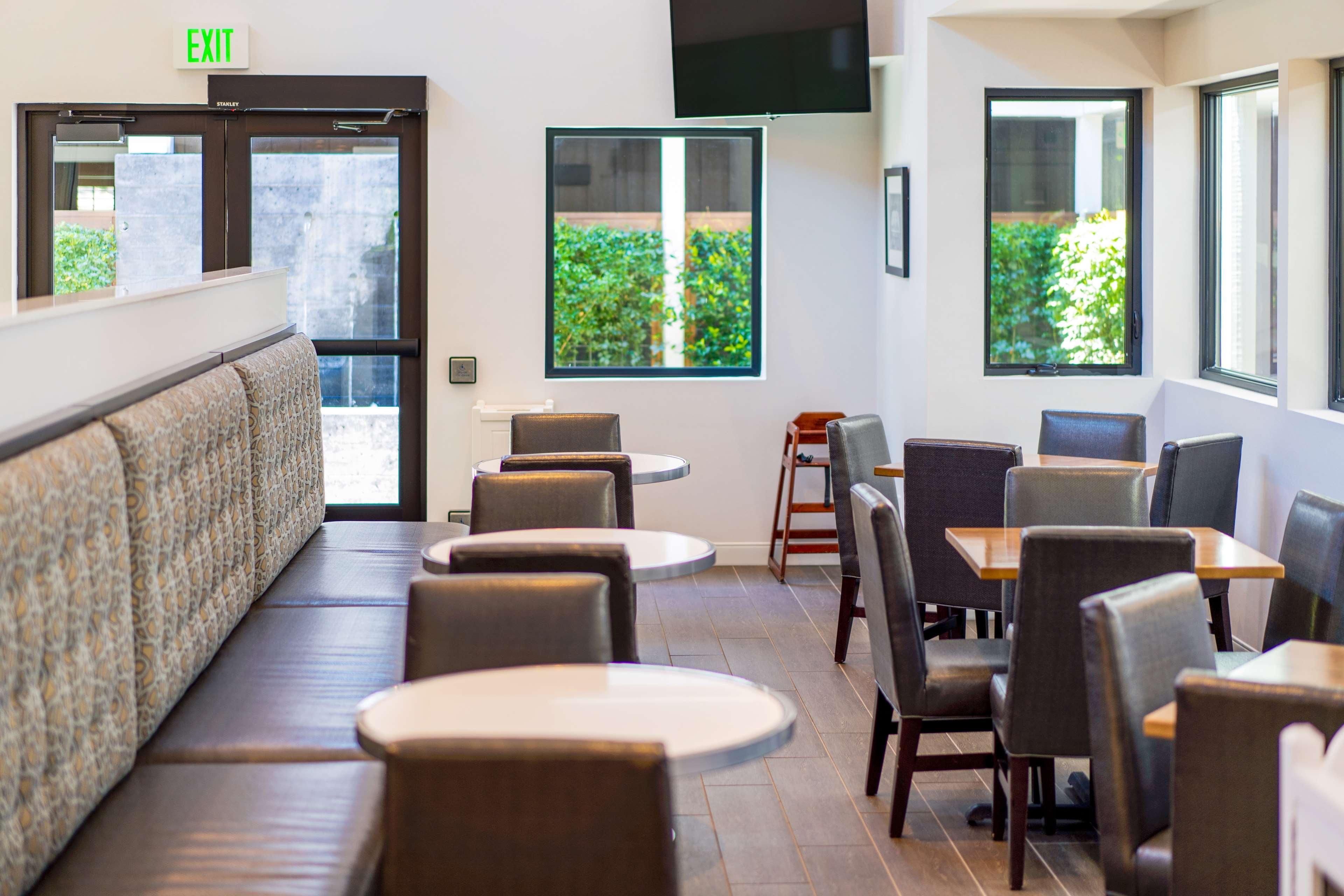 Best Western Plus Stevenson Manor Калистога Екстериор снимка