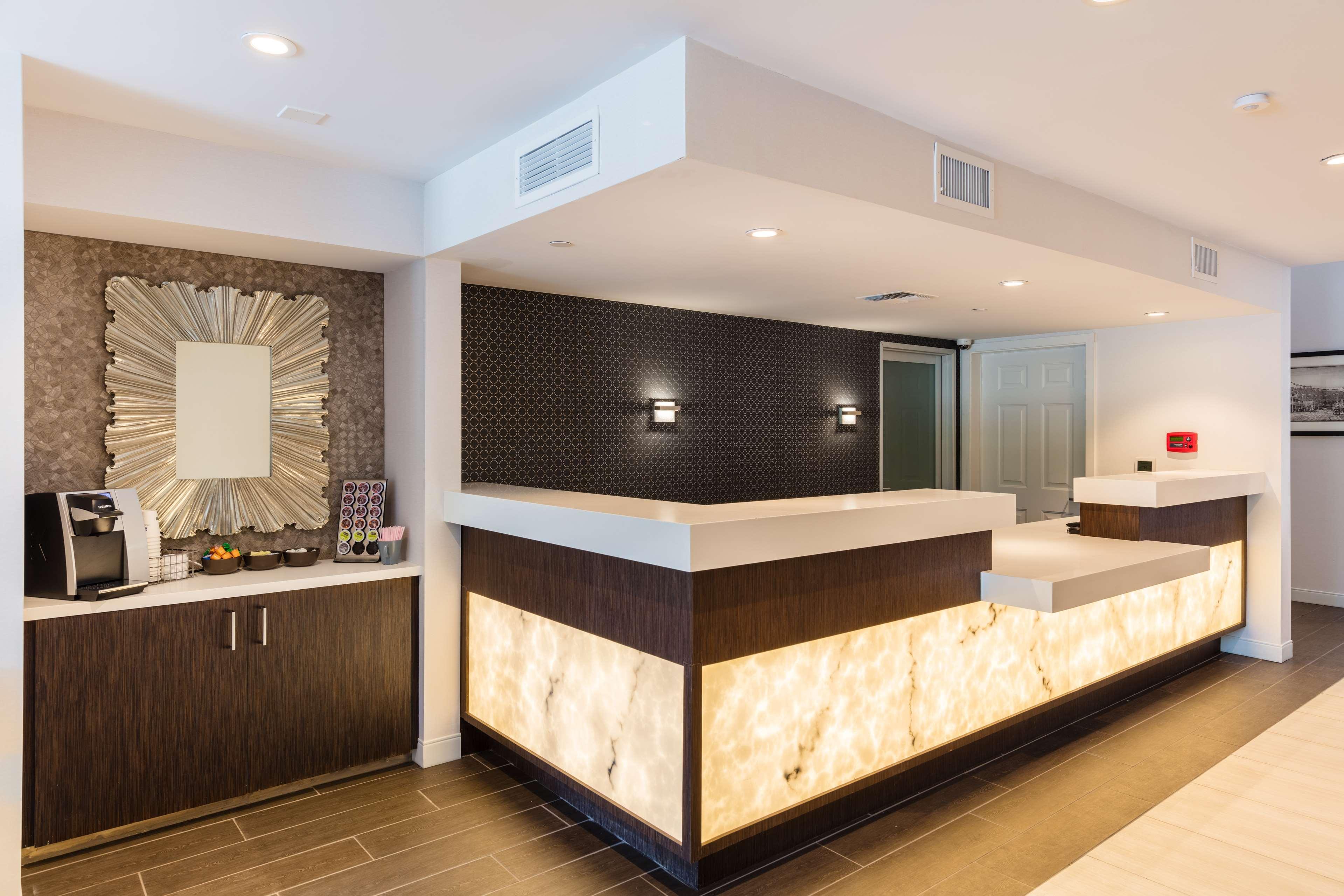 Best Western Plus Stevenson Manor Калистога Екстериор снимка